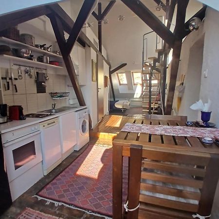 Cozy Panorama At The Castle Apartment Budapest Exterior photo